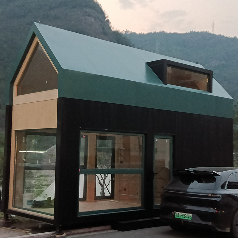 Prefabrikovaný dřevěný rekreační dům
